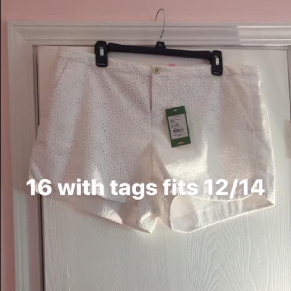 Lilly Pulitzer Bubbly Lace Eyelet Shorts 16